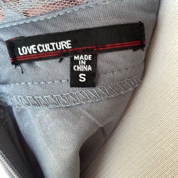 Maxi grey and lacy open back dress by love culture size Small - Picture 12 of 13